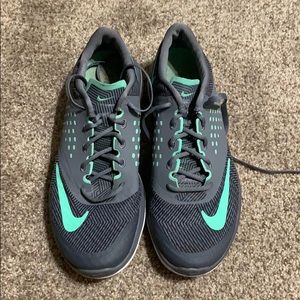 Women’s Nike Sneaker